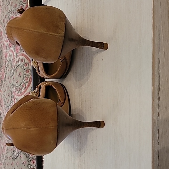 Prada sling backs - Picture 3 of 5